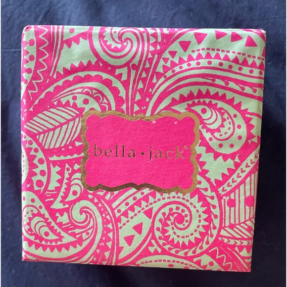 Brand new earrings with really cool backs that double as fronts! - Picture 2 of 2